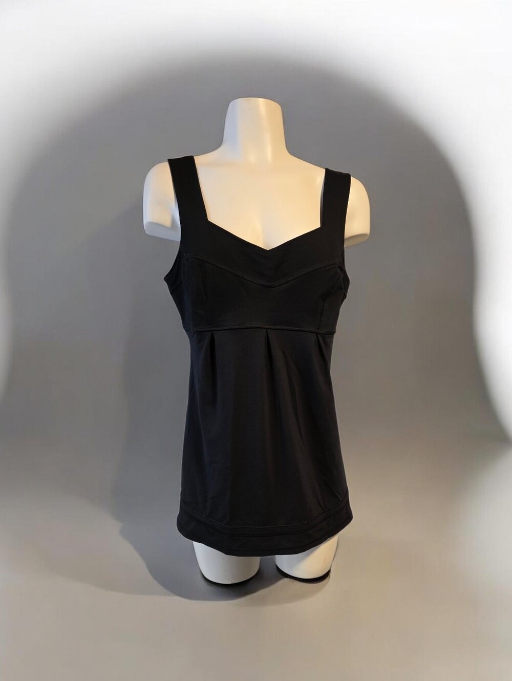 Lululemon Run Tame Me Tank Black - Size 6